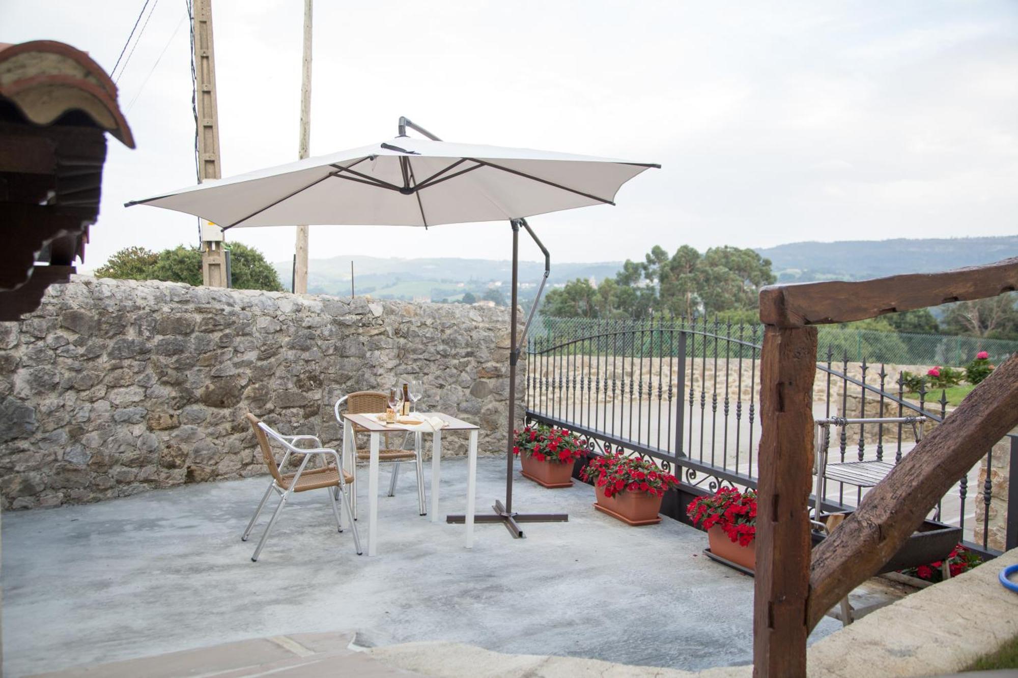 Apartamentos Nordeste Trasierra Luaran gambar